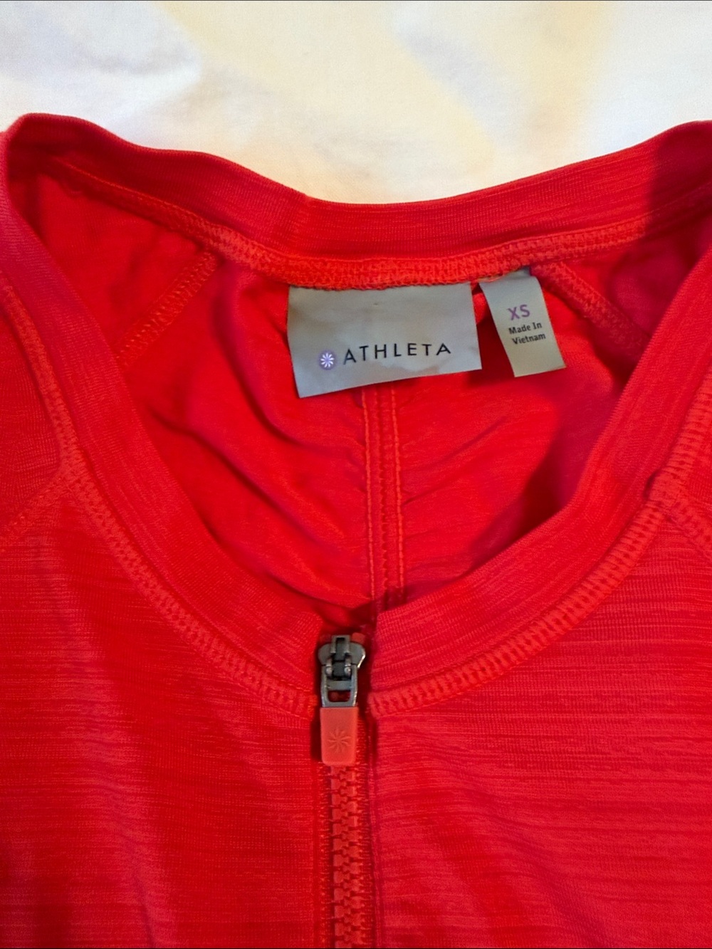 Athleta PACIFICA RASHGUARD - XS Red - Picture 2 of 4